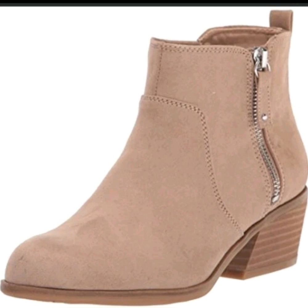 Dr. Scholl's Lawless Toast Taupe Ankle Boots Booties SIZE 7.5 NIB